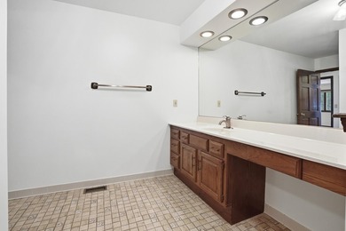 Sprawling CUSTOM-BUILT BRICK AND CEDAR RANCH with over 2,400 sq - photo 25