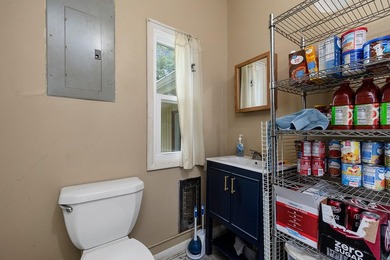 Welcome to your ideal lake getaway or permanent retreat! This - photo 25