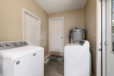 Welcome to your ideal lake getaway or permanent retreat! This - photo 26