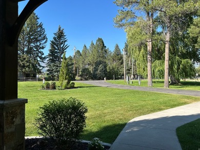 Extraordinary Lakeside Legacy Estate on Cemetery Point Peninsula - photo 29