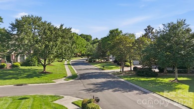 An exceptional opportunity to own a beautiful golf course home - photo 32