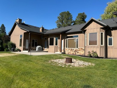 Extraordinary Lakeside Legacy Estate on Cemetery Point Peninsula - photo 32