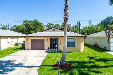 RARE Find! 3 Bedrooms/2 Baths! Spacious living area for you and - photo 33