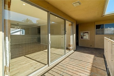 LOCATION! Remodeled Downtown Long Beach condo with 2 BEDROOMS - photo 35