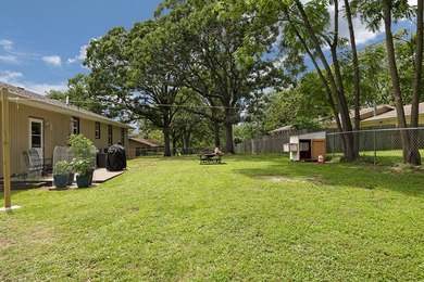 Welcome to your ideal lake getaway or permanent retreat! This - photo 39