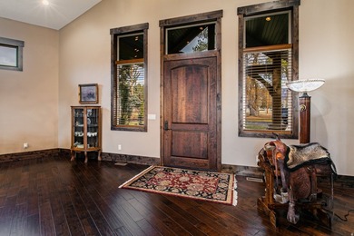 Extraordinary Lakeside Legacy Estate on Cemetery Point Peninsula - photo 40