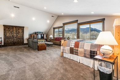 Extraordinary Lakeside Legacy Estate on Cemetery Point Peninsula - photo 49