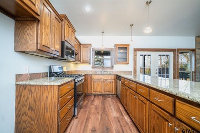 Welcome to your dream home nestled on the pristine shores of - photo 12