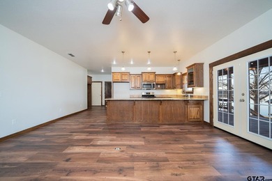 Welcome to your dream home nestled on the pristine shores of - photo 14