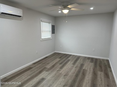Exquisitely maintained multi-use property in Toms River. Fully - photo 14