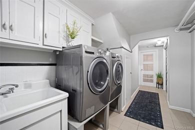 Come experience this beautiful oasis in the Pelham Gardens - photo 16