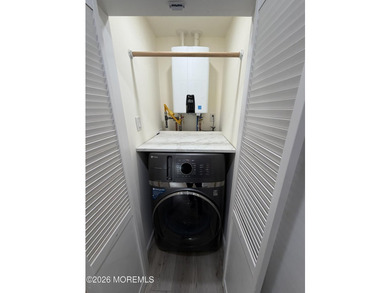 Exquisitely maintained multi-use property in Toms River. Fully - photo 20