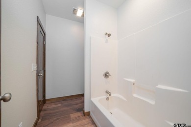 Welcome to your dream home nestled on the pristine shores of - photo 24