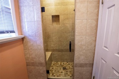 Here is a rare opportunity to own a well-cared for duplex - photo 25
