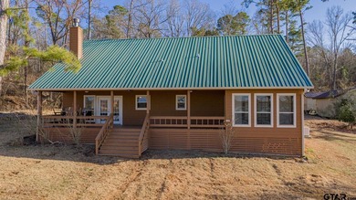 Welcome to your dream home nestled on the pristine shores of - photo 29