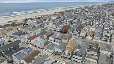 Experience the best of coastal living in this beautiful 2015 - photo 35