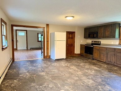 Coastal living doesn't have to break the bank! Nestled on 1 acre - photo 8