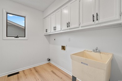Experience true waterfront living with this beautifully - photo 16
