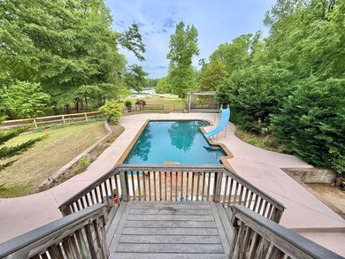Welcome home to your peaceful, private retreat on 8.25 acres - photo 16