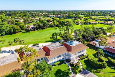 Just a short walk to all club amenities, this 2-bedroom, 2-bath - photo 29