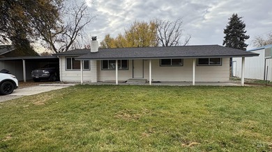 Lake Lowell Home For Sale in Nampa Idaho