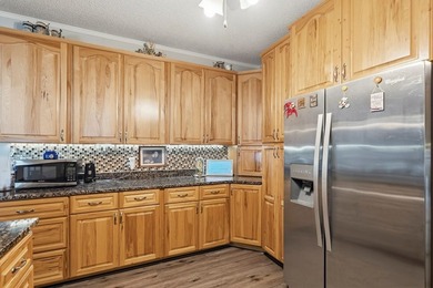 PRICE IMPROVEMENT!!! Welcome to 102 Allen's Alley, a private - photo 12