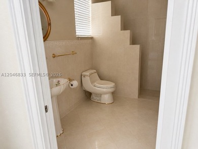 LAKEFRONT LIVING IN GUARD-GATED LAKE ESTATES AT ROLLING HILLS! - photo 13