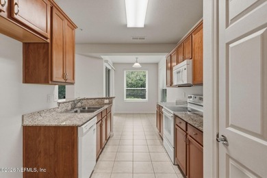 Step through the door into this immaculate, nearly new - photo 15