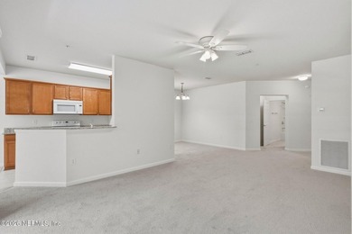 Step through the door into this immaculate, nearly new - photo 21