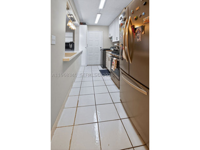 Well-maintained 1-bedroom, 1-bath residence located in the - photo 9