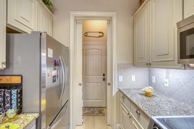 Don't miss this beautiful 2-bedroom, 2-bathroom townhome in the - photo 11