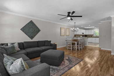 Welcome to 1418 Cane St. #4, a charming 3-bedroom, 2-bath - photo 13