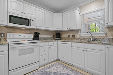 Welcome to 1418 Cane St. #4, a charming 3-bedroom, 2-bath - photo 16