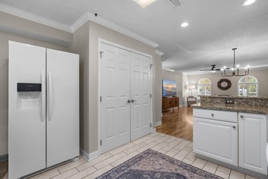 Welcome to 1418 Cane St. #4, a charming 3-bedroom, 2-bath - photo 17