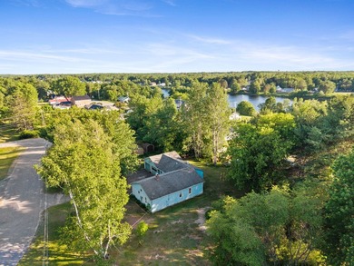 Welcome to easy one-level living just moments from the beauty of - photo 2
