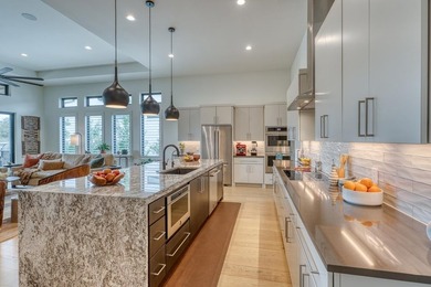 Unrivaled Sophistication in the Heart of Summit Rock! Step into - photo 11