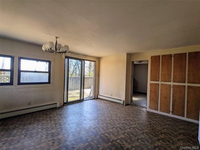 Tucked into one of the highest points in Smallwood, this - photo 11