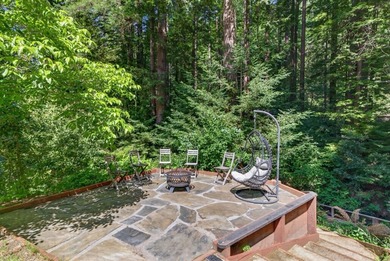 Tucked away from Vine Hill Road in the Happy Valley School - photo 35