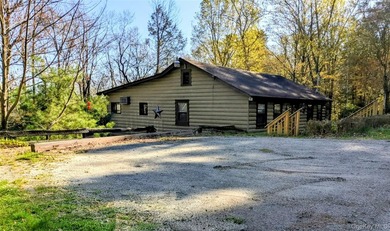 Tucked into one of the highest points in Smallwood, this - photo 36