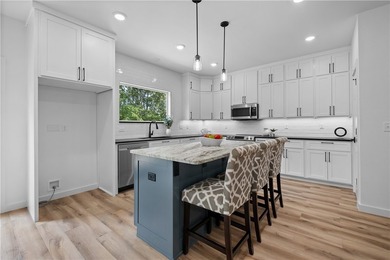 Modern design meets timeless comfort... with the addition of a - photo 14
