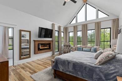 Beautiful Lake Sara Custom Home! - photo 15