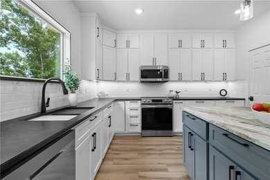 Modern design meets timeless comfort... with the addition of a - photo 16