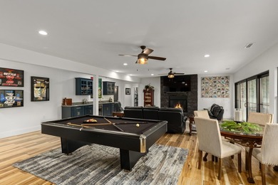 Beautiful Lake Sara Custom Home! - photo 21