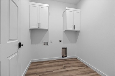 Modern design meets timeless comfort... with the addition of a - photo 28