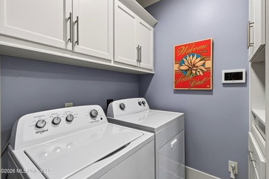 Welcome to this home where LUXURY meets LIFESTYLE!! Convenient - photo 29
