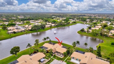 Lake Townhome/Townhouse For Sale in Palm Beach Gardens, Florida