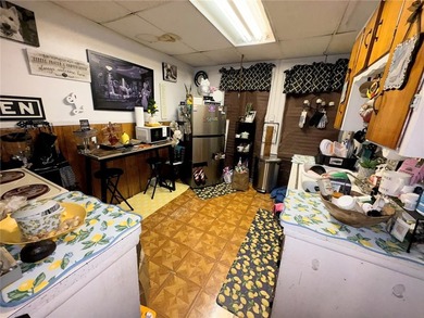 Another Rockin' Rochester Property! Spacious side-by-side duplex - photo 8