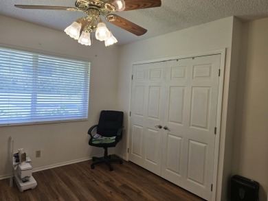 SPACIOUS 2/2 VILLA LOCATED ON QUIET STREET W/ SATELLITE POOL