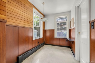 Welcome to this beautifully maintained 1923 Dutch Colonial - photo 12