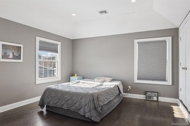 Beautiful Spacious home, prime - photo 15